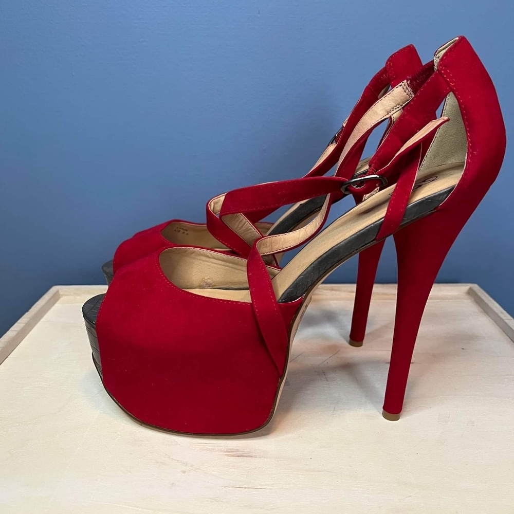 Amazing Red Heels